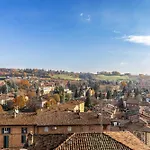Orione House In Borgo Medievale Con Giardino Casa vacanze Castelvetro di Modena