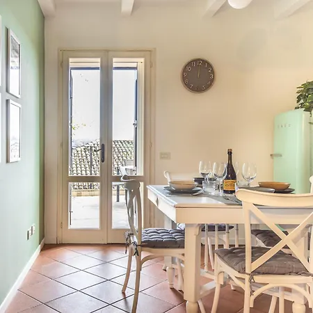 Orione House In Borgo Medievale Con Giardino Castelvetro di Modena