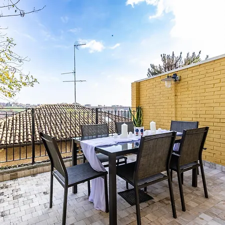 Orione House In Borgo Medievale Con Giardino Кастельветро-ди-Модена