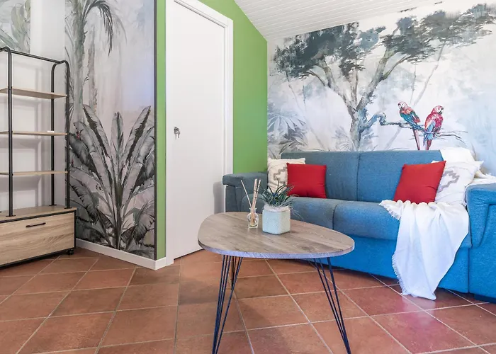 Orione House In Borgo Medievale Con Giardino 카스텔베트로