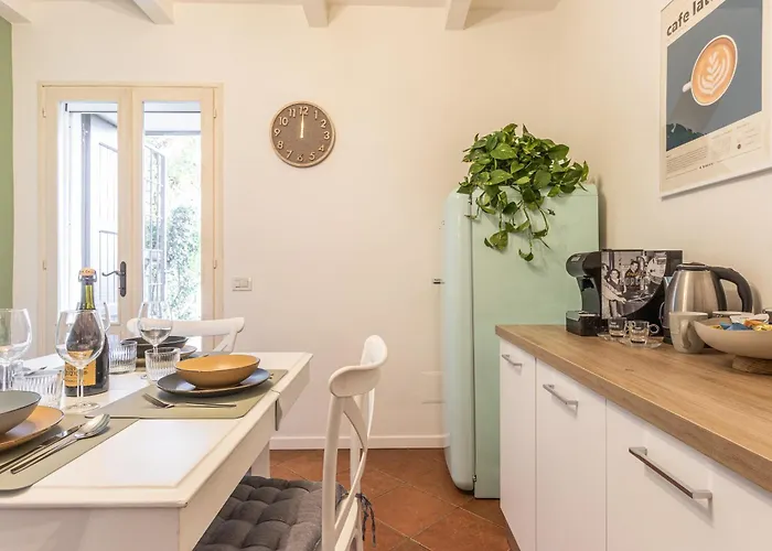 펜션 Orione House In Borgo Medievale Con Giardino