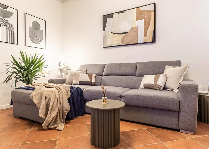 Orione House In Borgo Medievale Con Giardino بيت للعطل كاستلفترو دي مودينا