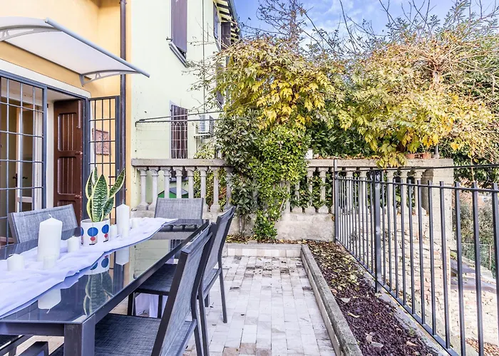 Orione House In Borgo Medievale Con Giardino 펜션 *