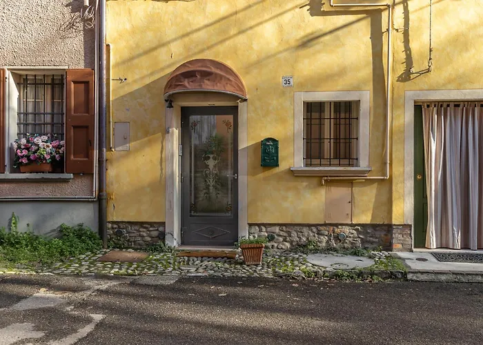 بيت للعطل Orione House In Borgo Medievale Con Giardino